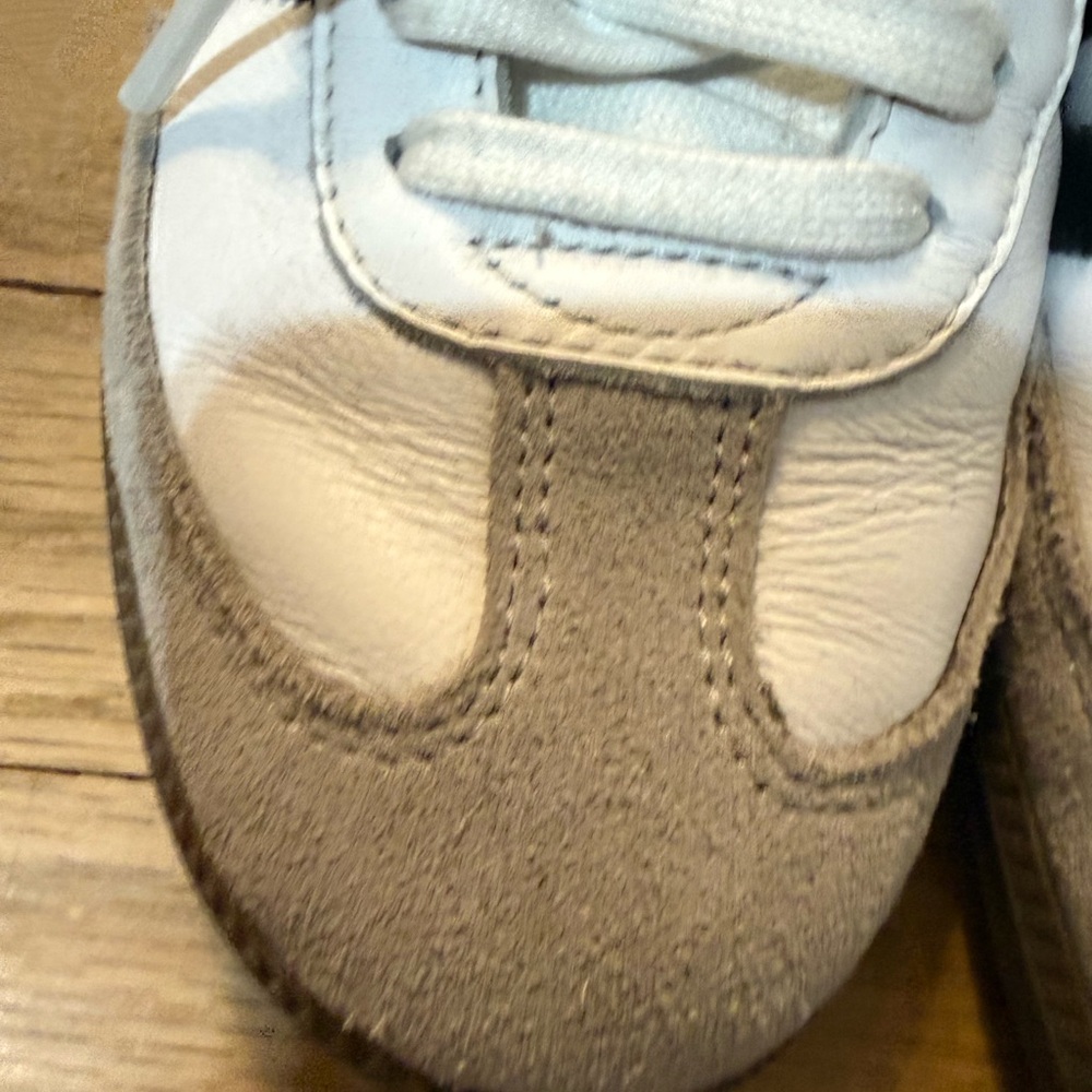 Adidas White Samba Sneakers with Gray Suede Toe and Black Stripes - Picture 6 of 7
